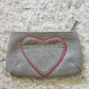 Shiraleah Gray Zip Heart Cosmetic Anything Bag